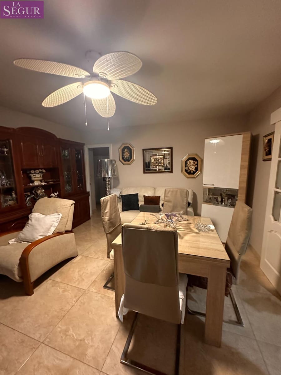 3 bedroom Flat for sale in Cadiz city - € 450,000 (Ref: 9670583)