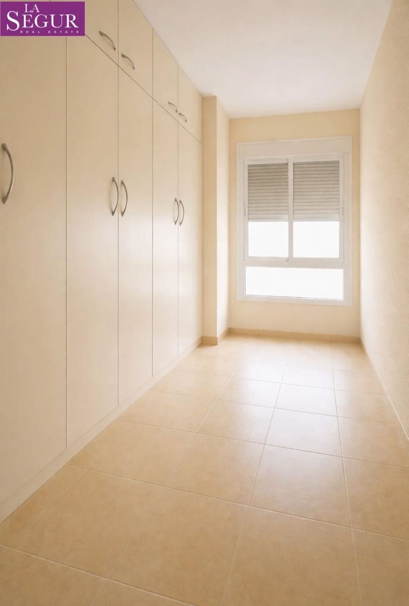 3 slaapkamer Flat te koop in Cadiz stad - € 430.000 (Ref: 9670583)