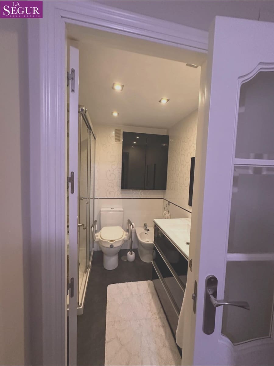 3 slaapkamer Flat te koop in Cadiz stad - € 430.000 (Ref: 9670583)