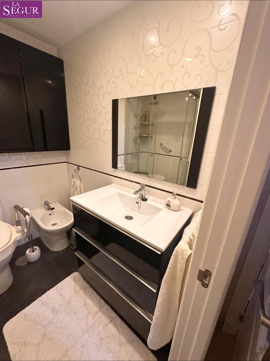 3 slaapkamer Flat te koop in Cadiz stad - € 430.000 (Ref: 9670583)