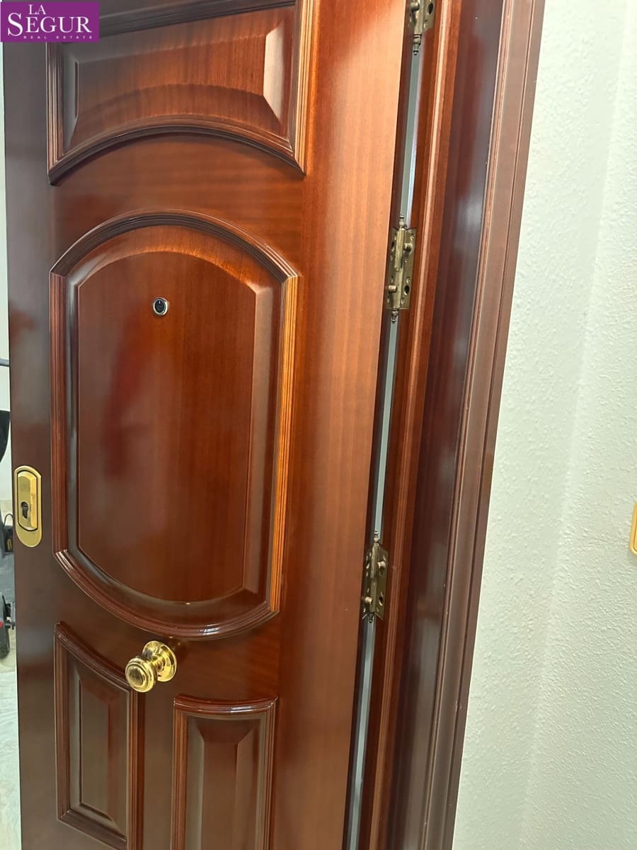 3 slaapkamer Flat te koop in Cadiz stad - € 430.000 (Ref: 9670583)