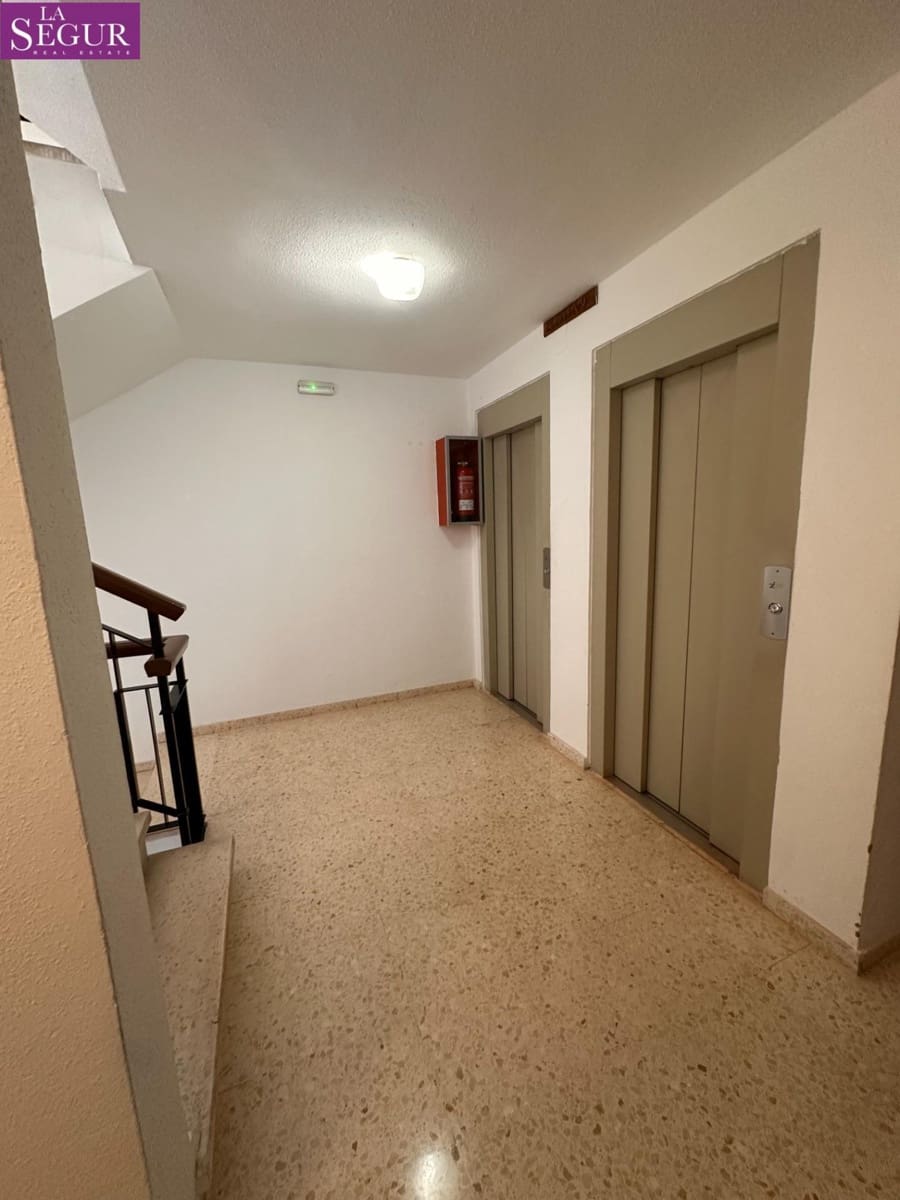 3 slaapkamer Flat te koop in Cadiz stad - € 430.000 (Ref: 9670583)