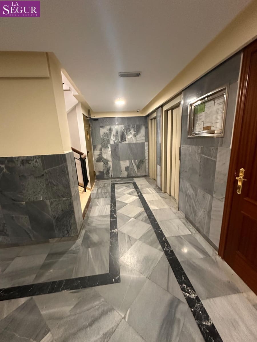 3 slaapkamer Flat te koop in Cadiz stad - € 430.000 (Ref: 9670583)