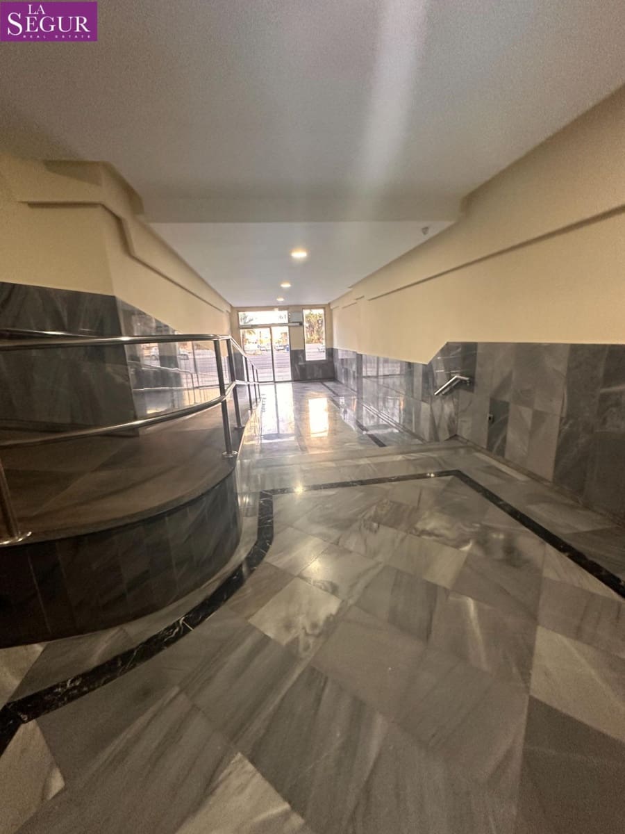 3 slaapkamer Flat te koop in Cadiz stad - € 430.000 (Ref: 9670583)