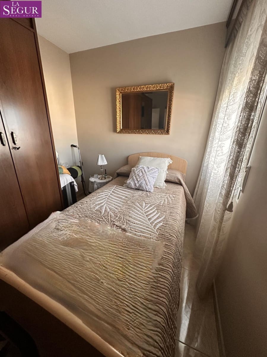 3 slaapkamer Flat te koop in Cadiz stad - € 430.000 (Ref: 9670583)