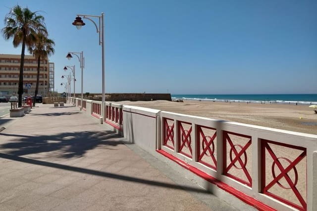 3 Zimmer Wohnung zu verkaufen in Cádiz Stadt - 399.999 € (Ref: 9670583)