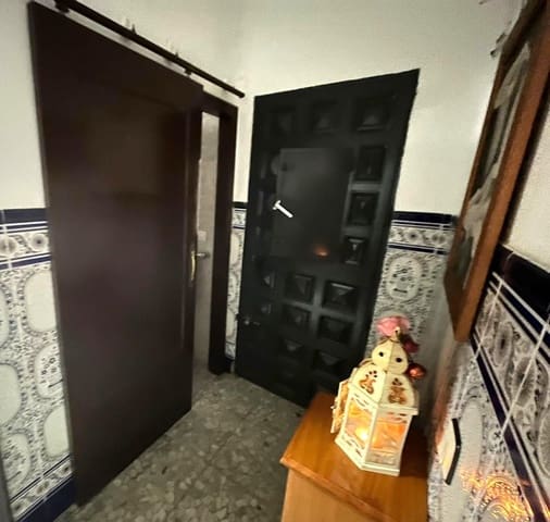 Piso de 3 habitaciones en Barbate en venta - 138.000 € (Ref: 9674145)