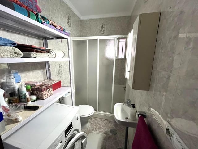 Piso de 3 habitaciones en Barbate en venta - 138.000 € (Ref: 9674145)