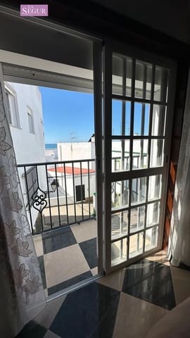 3 bedroom Flat for sale in Conil de la Frontera - € 270,000 (Ref: 9677417)