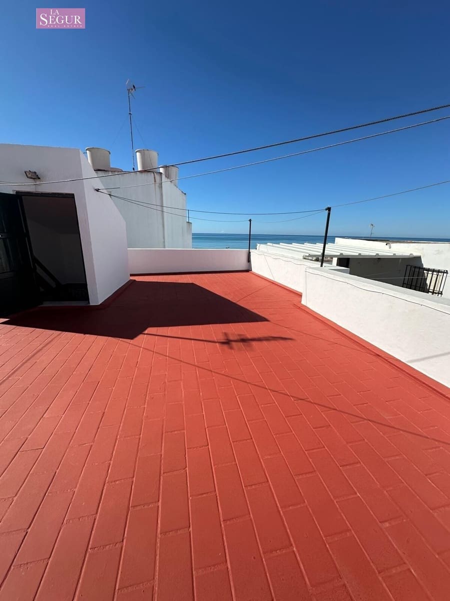 3 bedroom Flat for sale in Conil de la Frontera - € 270,000 (Ref: 9677417)