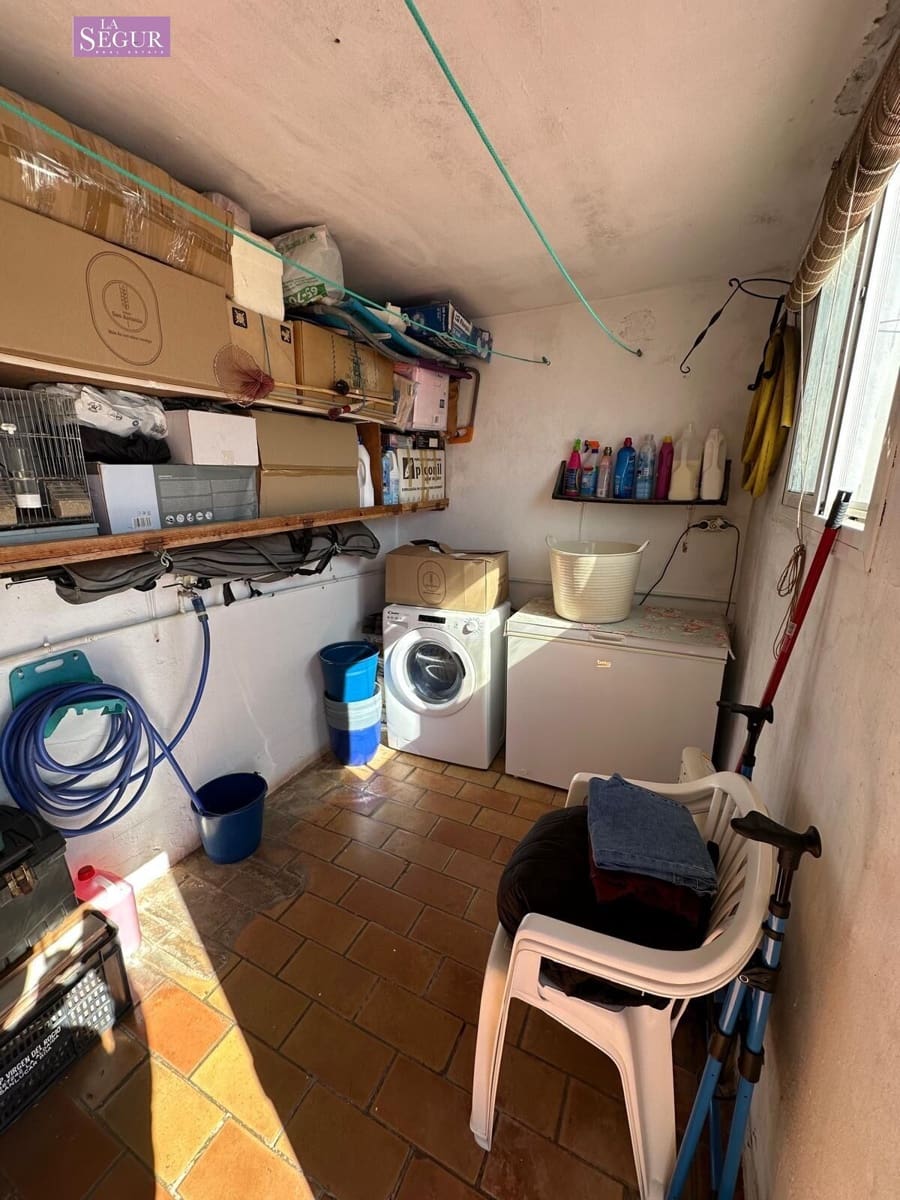 3 bedroom Flat for sale in Conil de la Frontera - € 270,000 (Ref: 9677417)