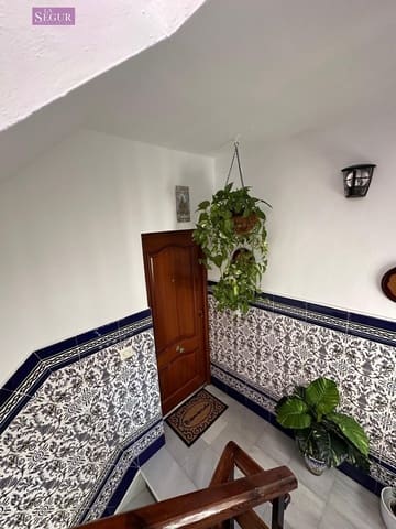 3 bedroom Flat for sale in Conil de la Frontera - € 270,000 (Ref: 9677417)