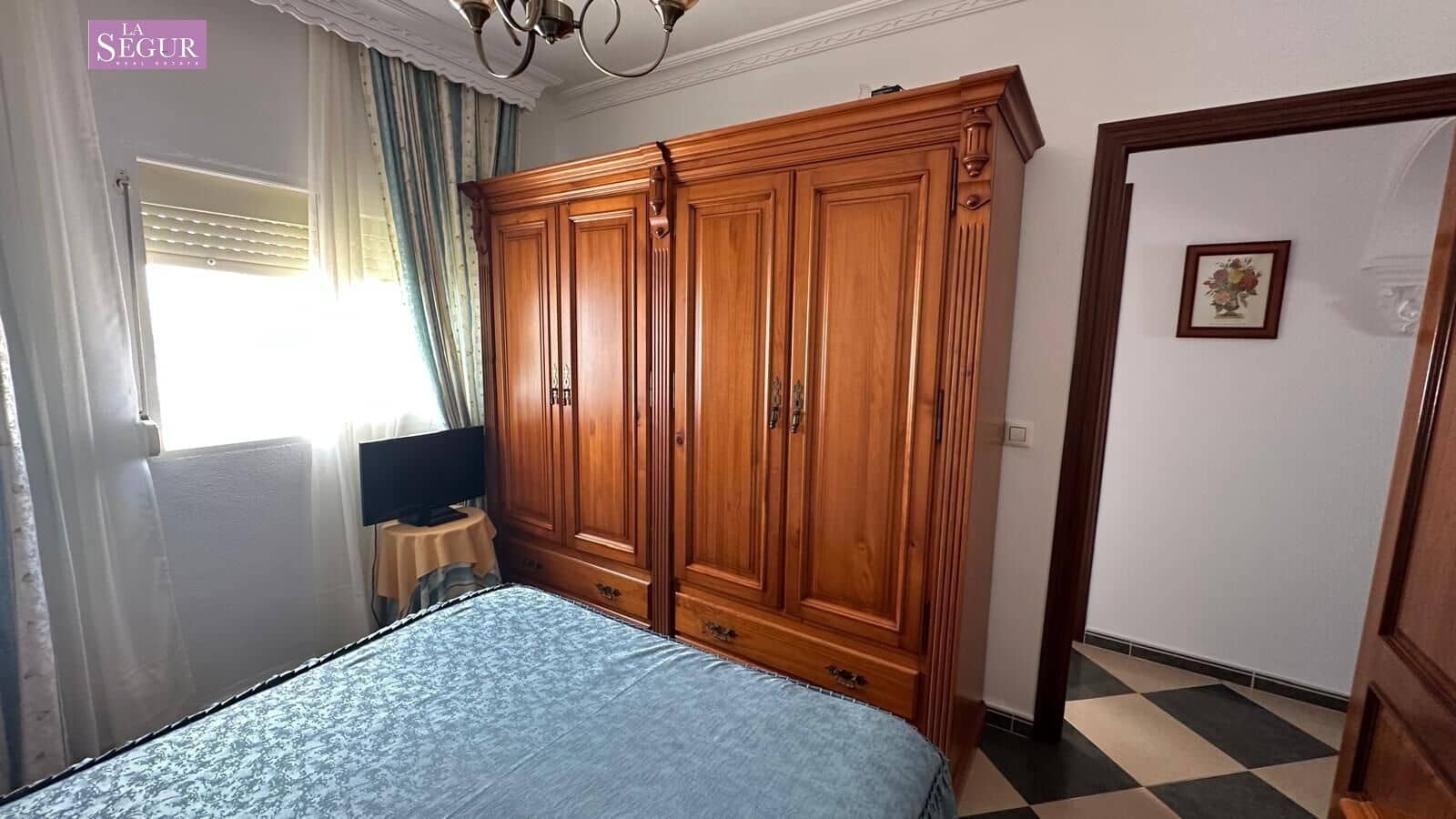 3 bedroom Flat for sale in Conil de la Frontera - € 270,000 (Ref: 9677417)