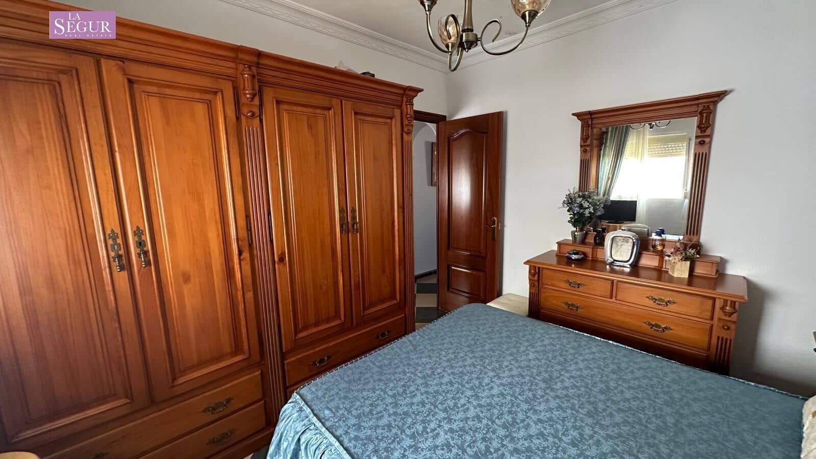 3 bedroom Flat for sale in Conil de la Frontera - € 270,000 (Ref: 9677417)