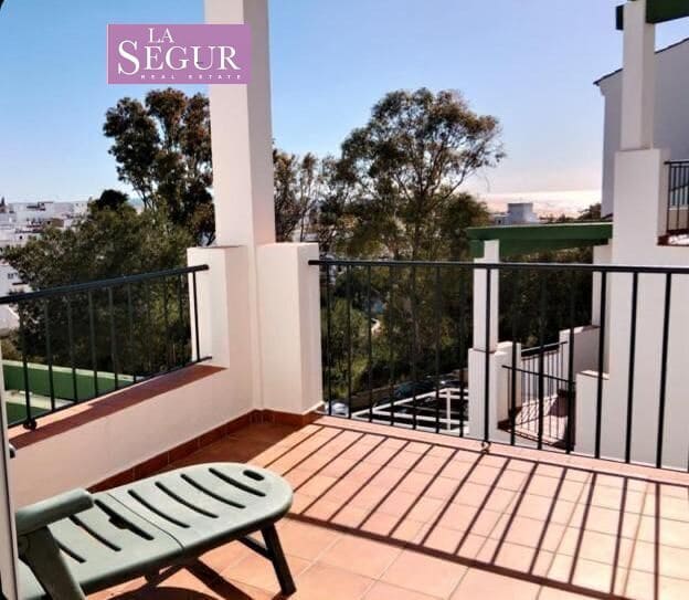 Piso de 2 habitaciones en Conil de la Frontera en venta con piscina garaje - 470.000 € (Ref: 9695272)