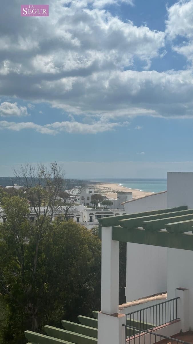 Piso de 2 habitaciones en Conil de la Frontera en venta con piscina garaje - 470.000 € (Ref: 9695272)