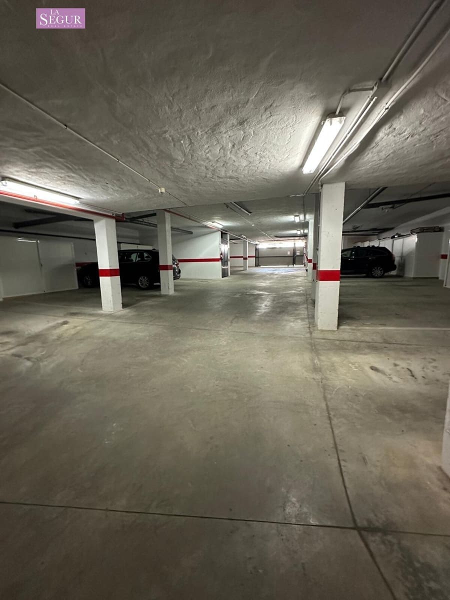 Piso de 2 habitaciones en Conil de la Frontera en venta con piscina garaje - 470.000 € (Ref: 9695272)