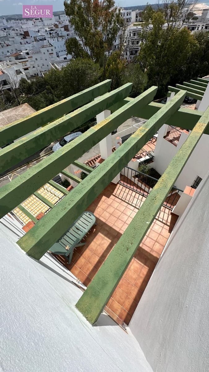 Piso de 2 habitaciones en Conil de la Frontera en venta con piscina garaje - 470.000 € (Ref: 9695272)