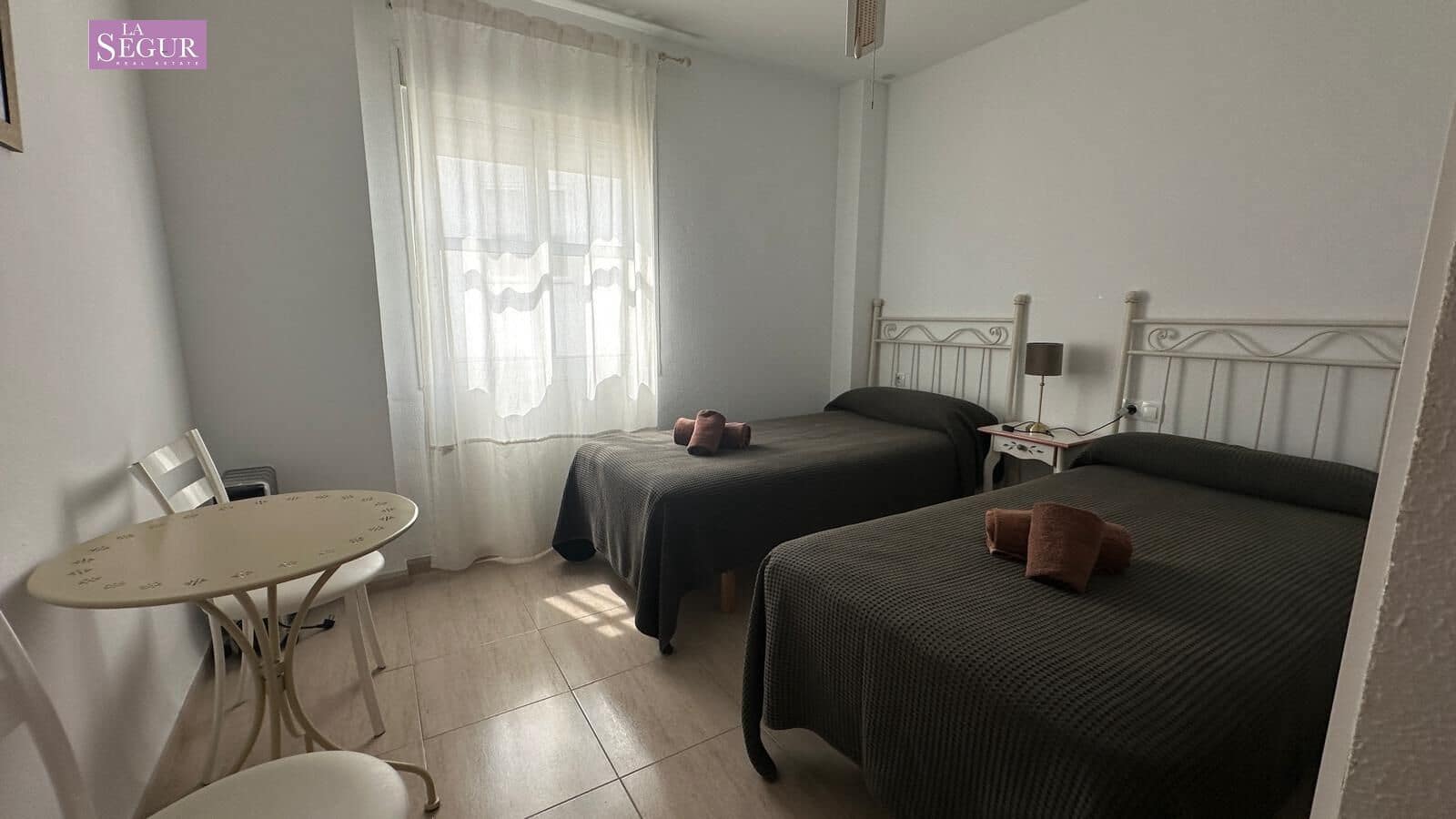 Piso de 2 habitaciones en Conil de la Frontera en venta con piscina garaje - 470.000 € (Ref: 9695272)