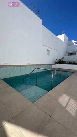 2 bedroom Apartment for sale in Conil de la Frontera with pool garage - € 385,000 (Ref: 9698792)