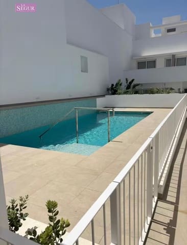 2 bedroom Apartment for sale in Conil de la Frontera with pool garage - € 385,000 (Ref: 9698792)