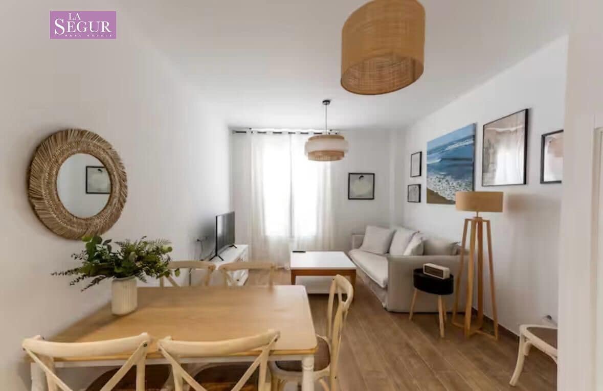 2 bedroom Apartment for sale in Conil de la Frontera with pool garage - € 385,000 (Ref: 9698792)