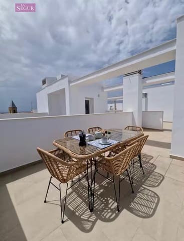 2 bedroom Apartment for sale in Conil de la Frontera with pool garage - € 385,000 (Ref: 9698792)