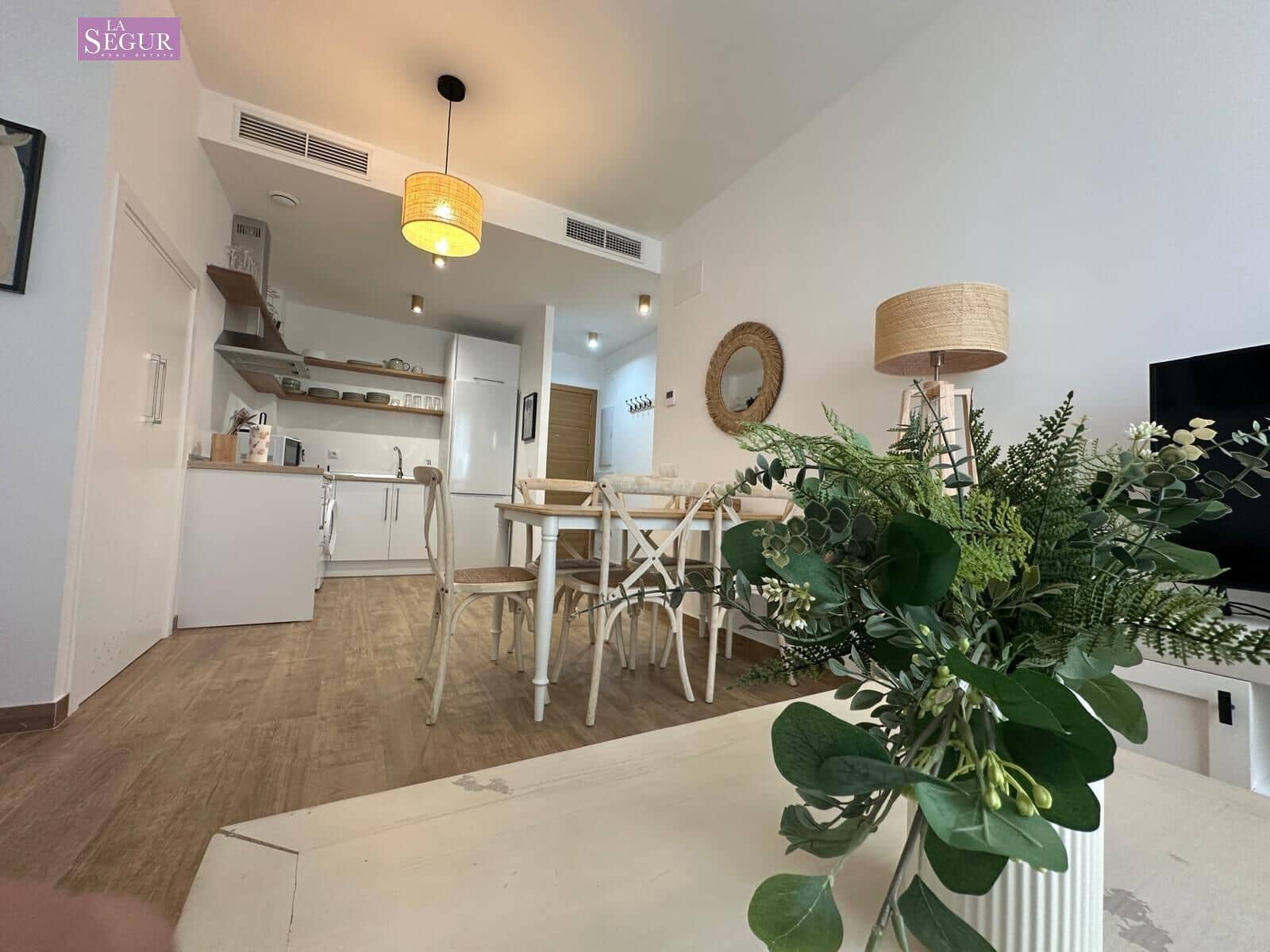 2 bedroom Apartment for sale in Conil de la Frontera with pool garage - € 385,000 (Ref: 9698792)