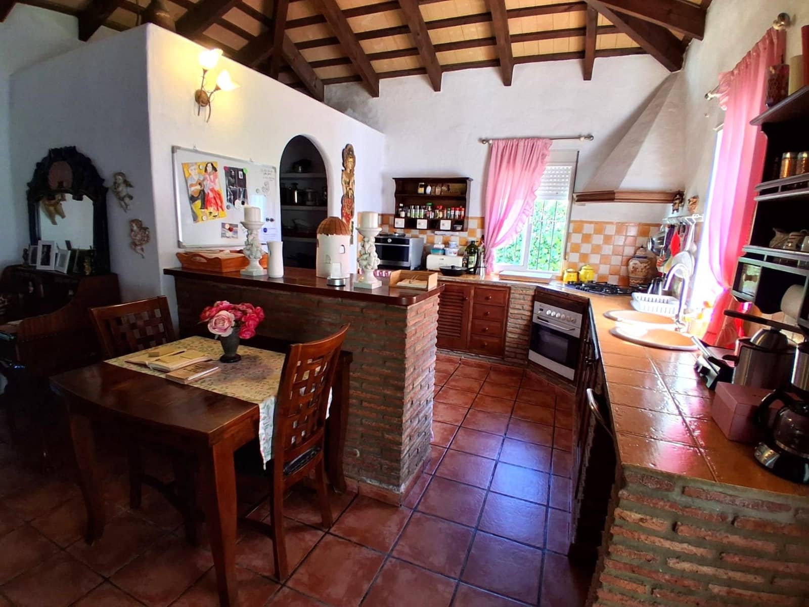 2 bedroom Finca/Country House for sale in Zahora - € 465,000 (Ref: 9701587)