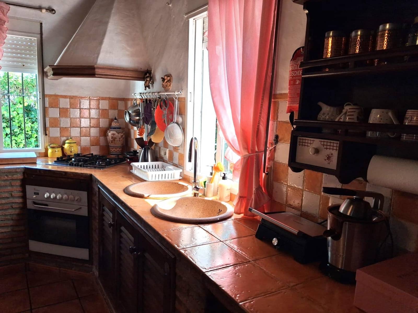 2 bedroom Finca/Country House for sale in Zahora - € 465,000 (Ref: 9701587)