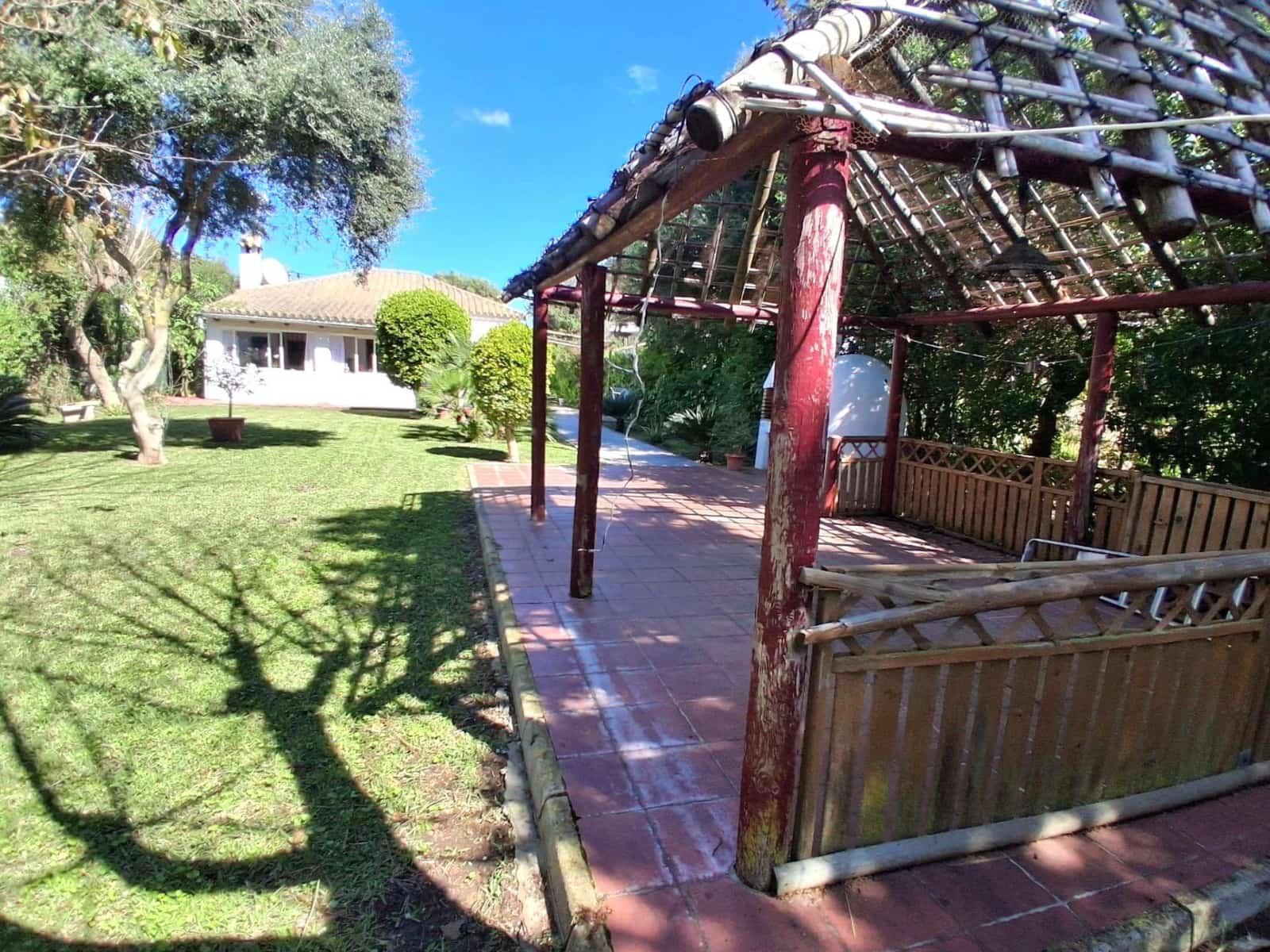 2 bedroom Finca/Country House for sale in Zahora - € 465,000 (Ref: 9701587)