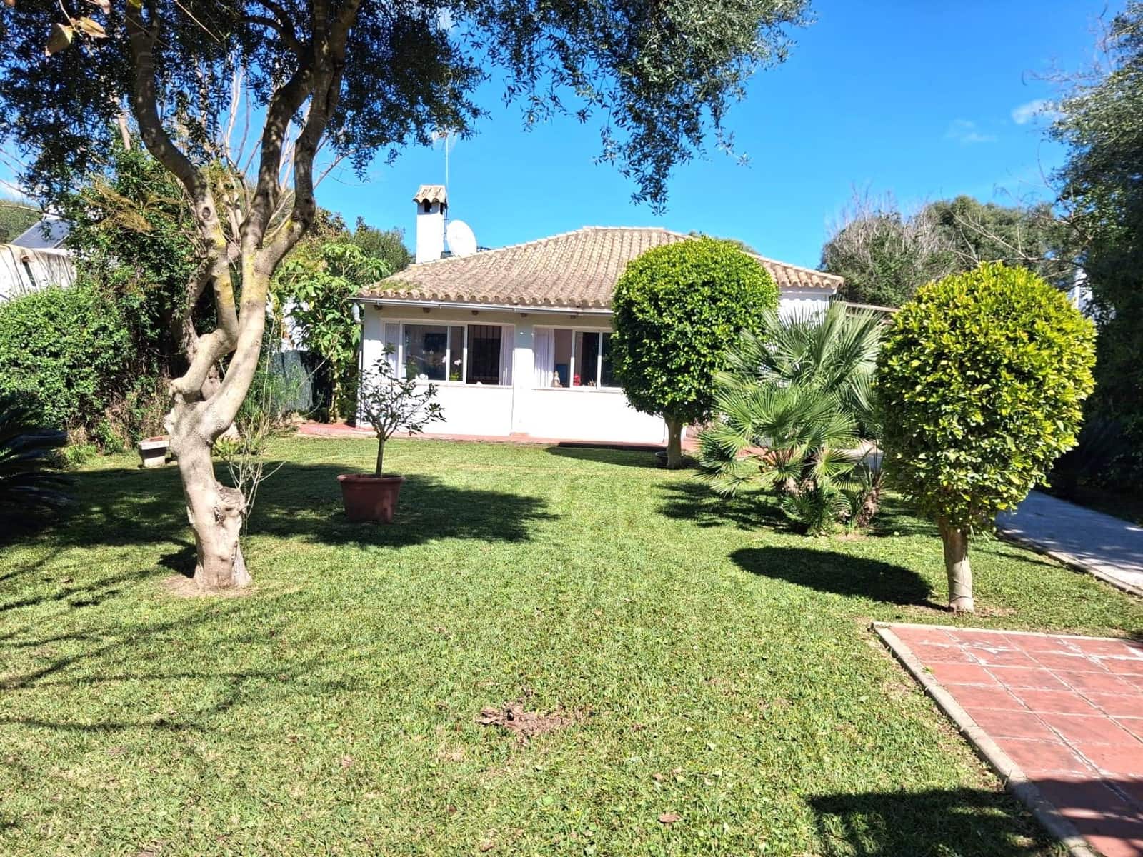 2 bedroom Finca/Country House for sale in Zahora - € 465,000 (Ref: 9701587)
