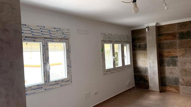 Apartamento de 2 habitaciones en Barbate en venta - 275.000 € (Ref: 9701588)