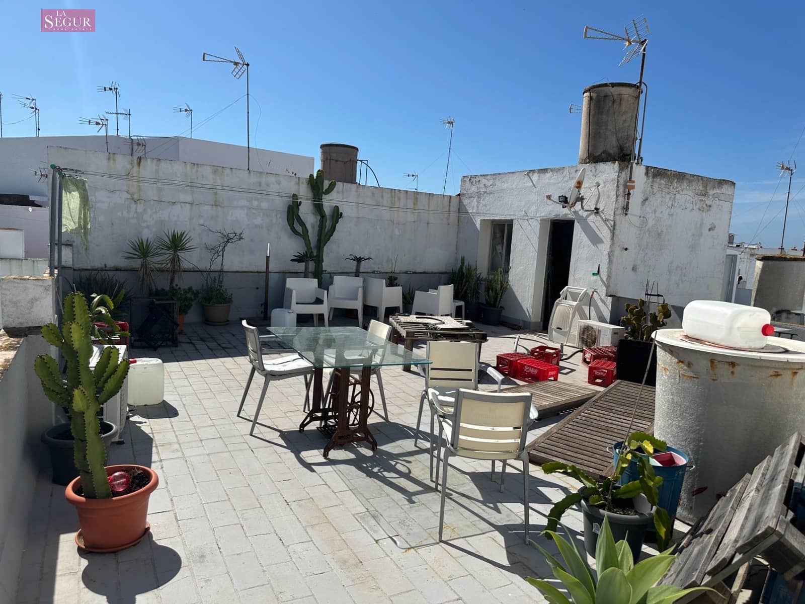 3 bedroom Flat for sale in Conil de la Frontera - € 260,000 (Ref: 9711921)