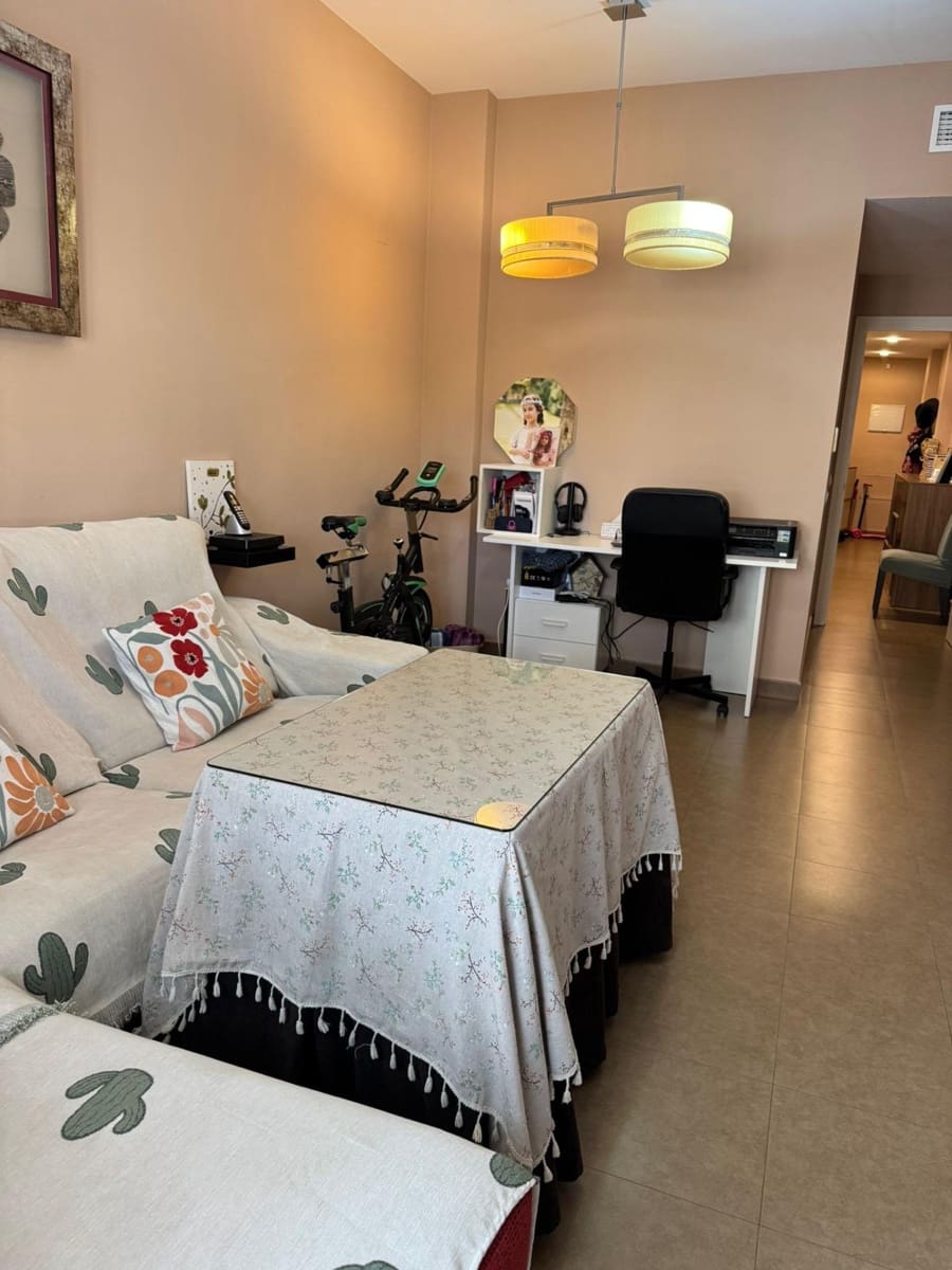 3 bedroom Flat for sale in Medina-Sidonia with garage - € 142,000 (Ref: 9714871)