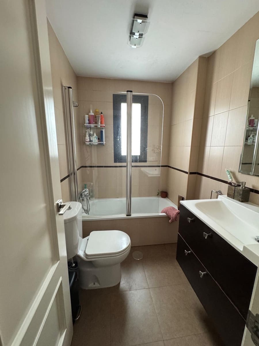 3 bedroom Flat for sale in Medina-Sidonia with garage - € 142,000 (Ref: 9714871)
