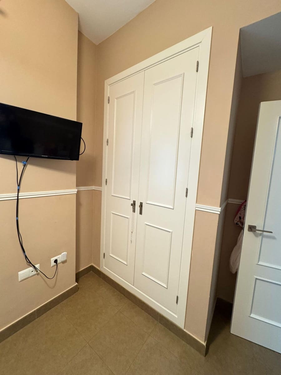3 bedroom Flat for sale in Medina-Sidonia with garage - € 142,000 (Ref: 9714871)