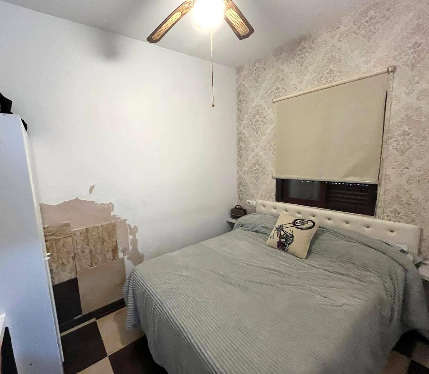 2 bedroom Apartment for sale in Barbate - € 93,000 (Ref: 9714873)