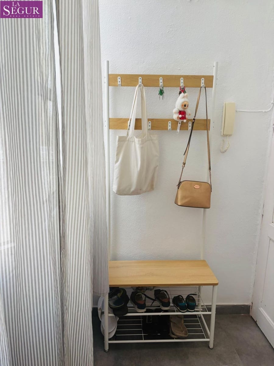 5 bedroom Flat for holiday rental in Cadiz city - € 3,000 (Ref: 9726597)