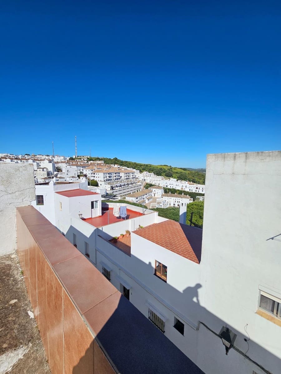 4 bedroom Townhouse for sale in Vejer de la Frontera - € 300,000 (Ref: 9738490)