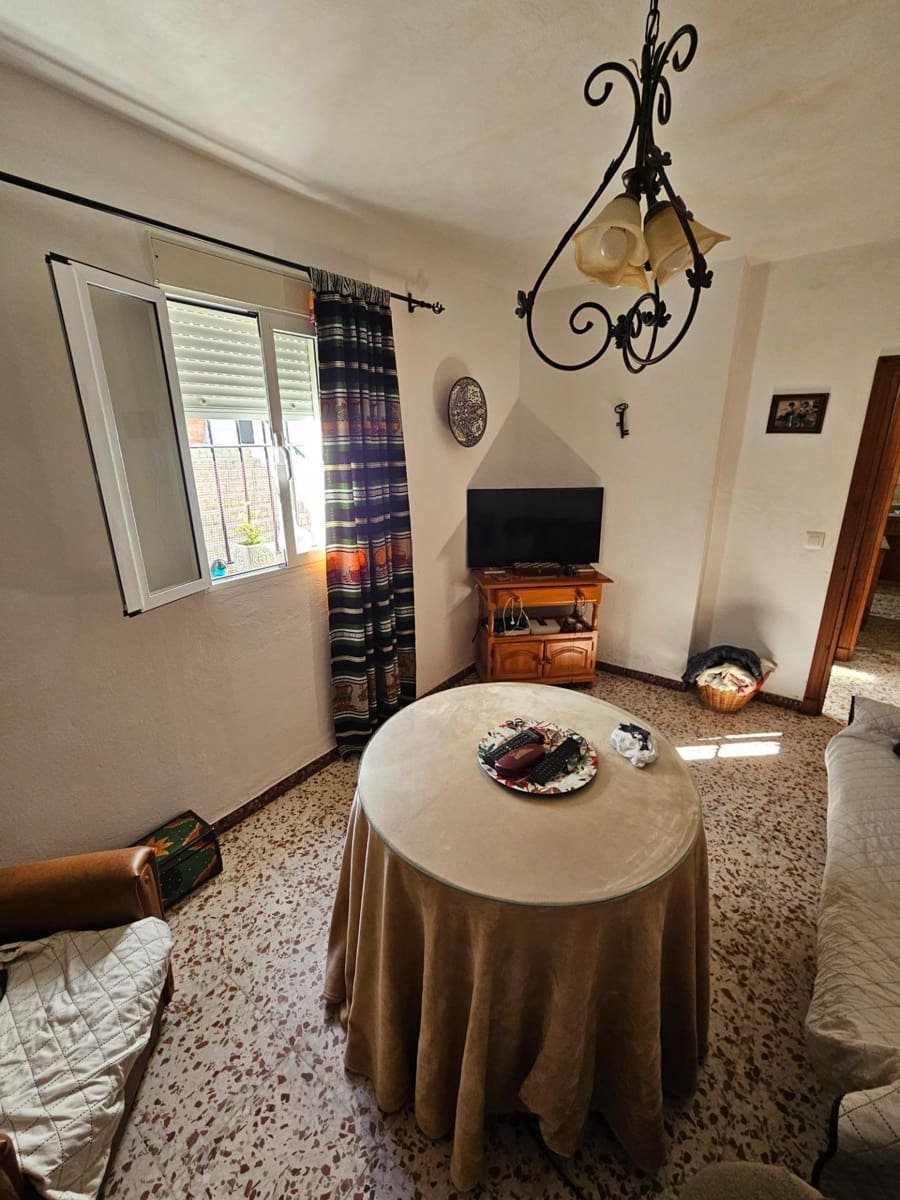 4 bedroom Townhouse for sale in Vejer de la Frontera - € 300,000 (Ref: 9738490)