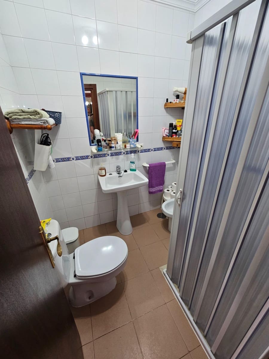 4 bedroom Townhouse for sale in Vejer de la Frontera - € 300,000 (Ref: 9738490)