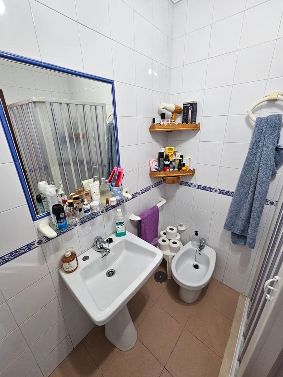 4 bedroom Townhouse for sale in Vejer de la Frontera - € 300,000 (Ref: 9738490)