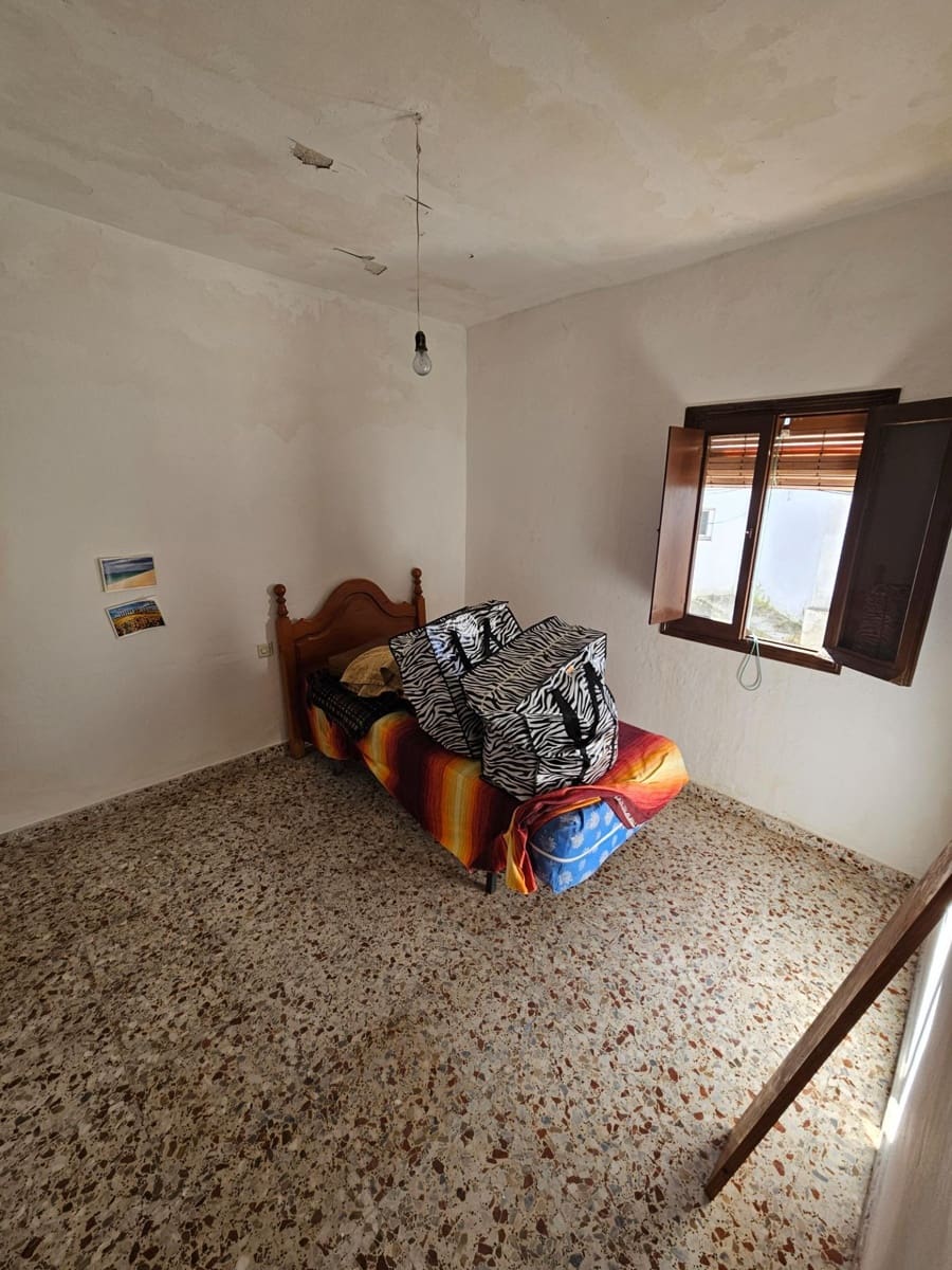 4 bedroom Townhouse for sale in Vejer de la Frontera - € 300,000 (Ref: 9738490)