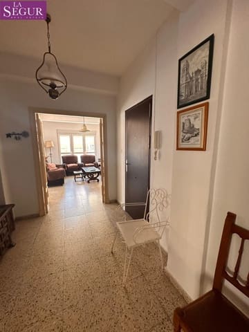 Piso de 4 habitaciones en Cádiz ciudad en venta - 525.000 € (Ref: 9747797)