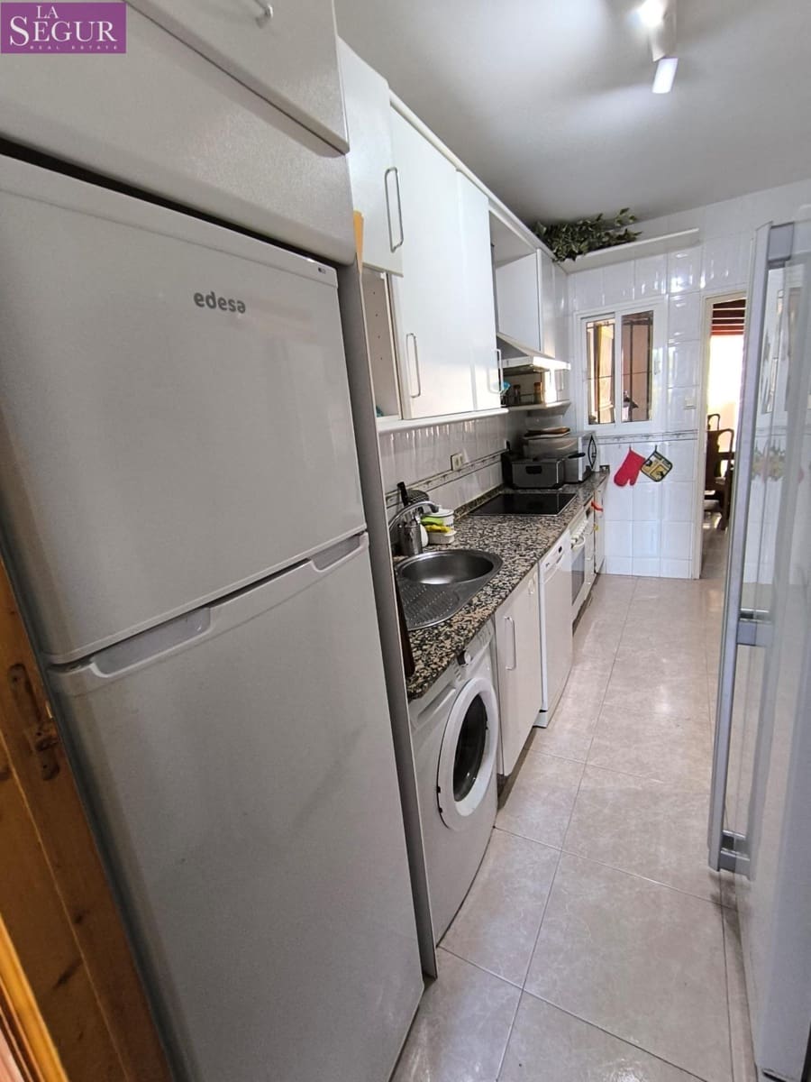 5 soveværelse Villa til salg i La Barrosa med swimmingpool garage - € 550.000 (Ref: 9761929)