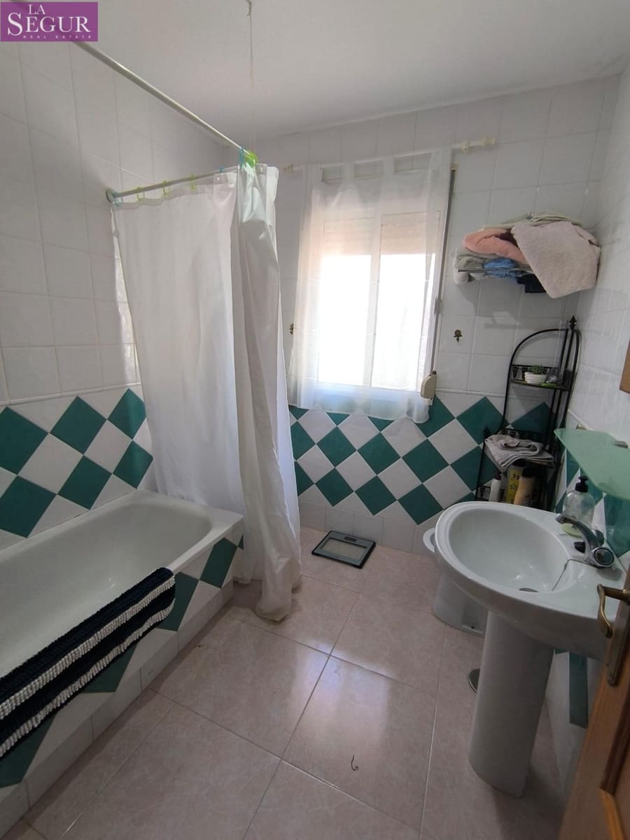 5 soveværelse Villa til salg i La Barrosa med swimmingpool garage - € 550.000 (Ref: 9761929)