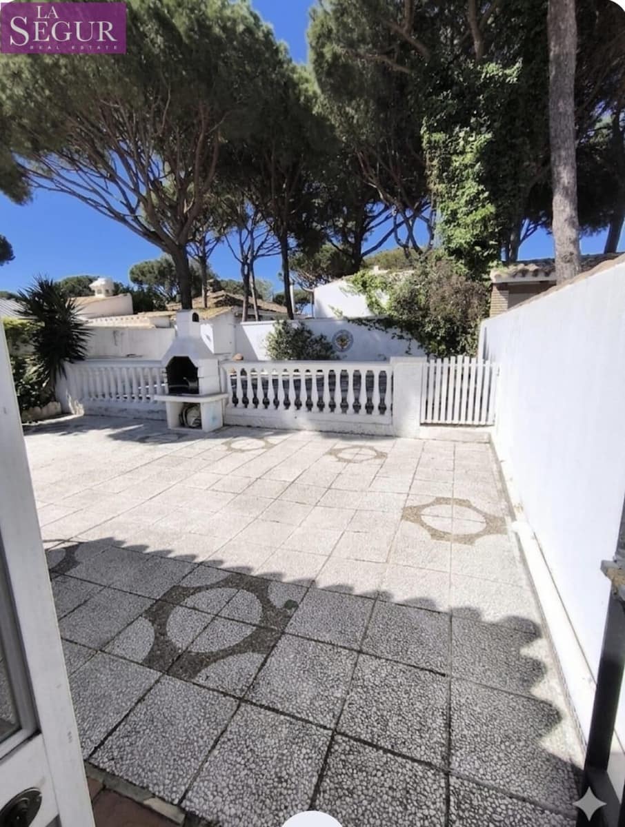 5 soveværelse Villa til salg i La Barrosa med swimmingpool garage - € 550.000 (Ref: 9761929)