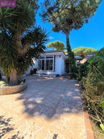 5 soveværelse Villa til salg i La Barrosa, Chiclana de la Frontera med swimmingpool garage - € 550.000 (Ref: 9761929)