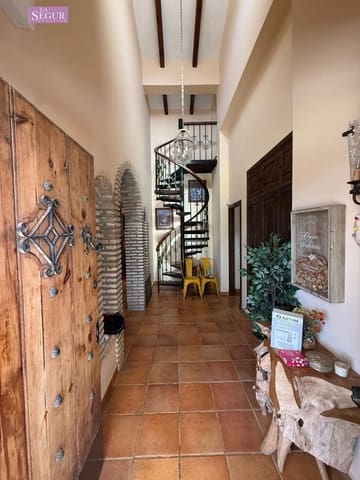 4 soverom Villa til salgs i Conil de la Frontera med svømmebasseng - € 1 300 000 (Ref: 9780489)